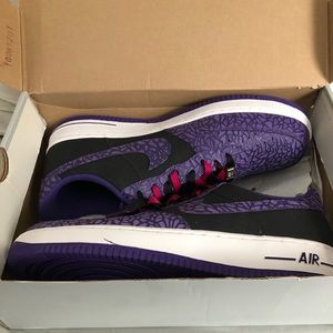 Nike Air Force 1 Godzilla